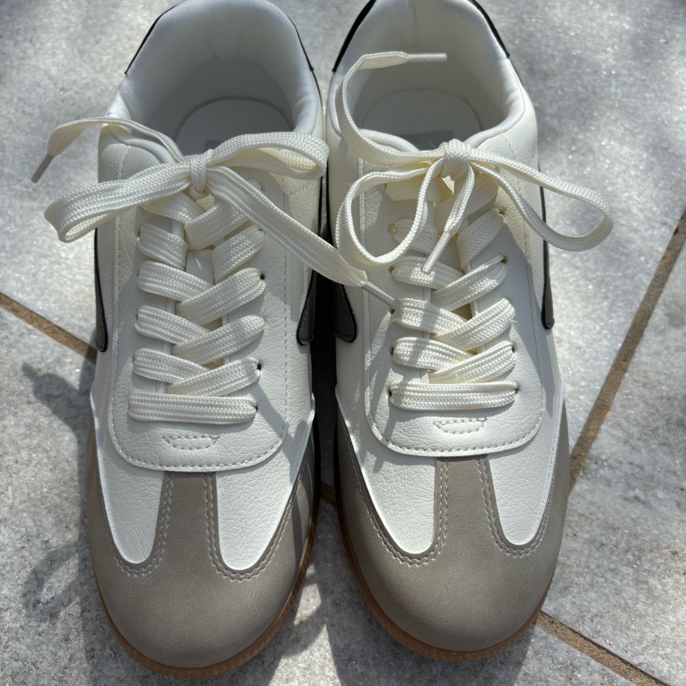 DV by Dolce Vita White and Gray Sneakers